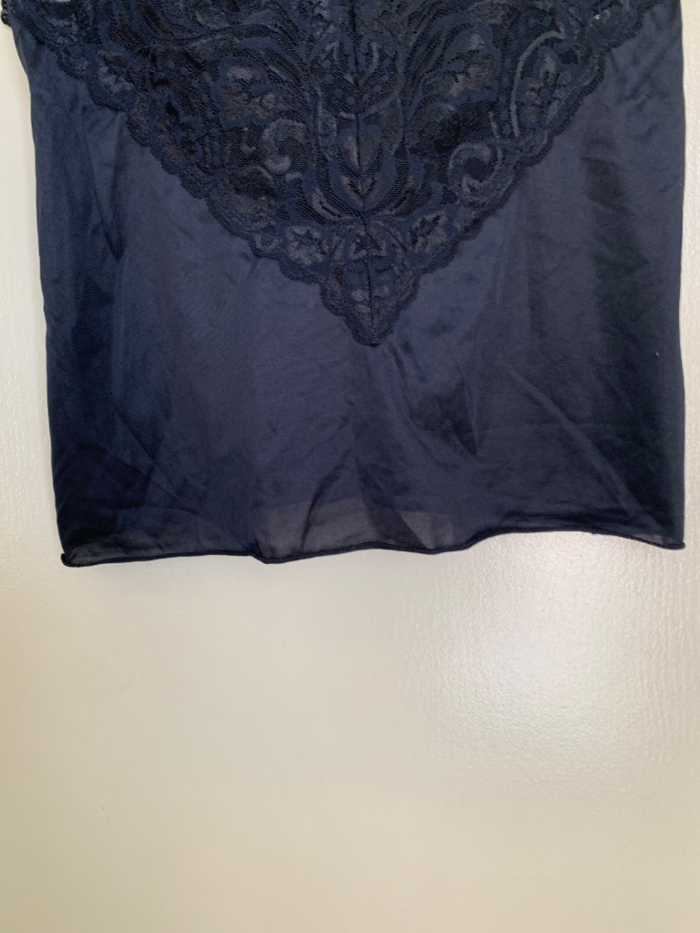 Vanity Fair Black Lace Camisole Tank Top Sz. 34/40 Y2K Made in USA - Picture 5 of 10